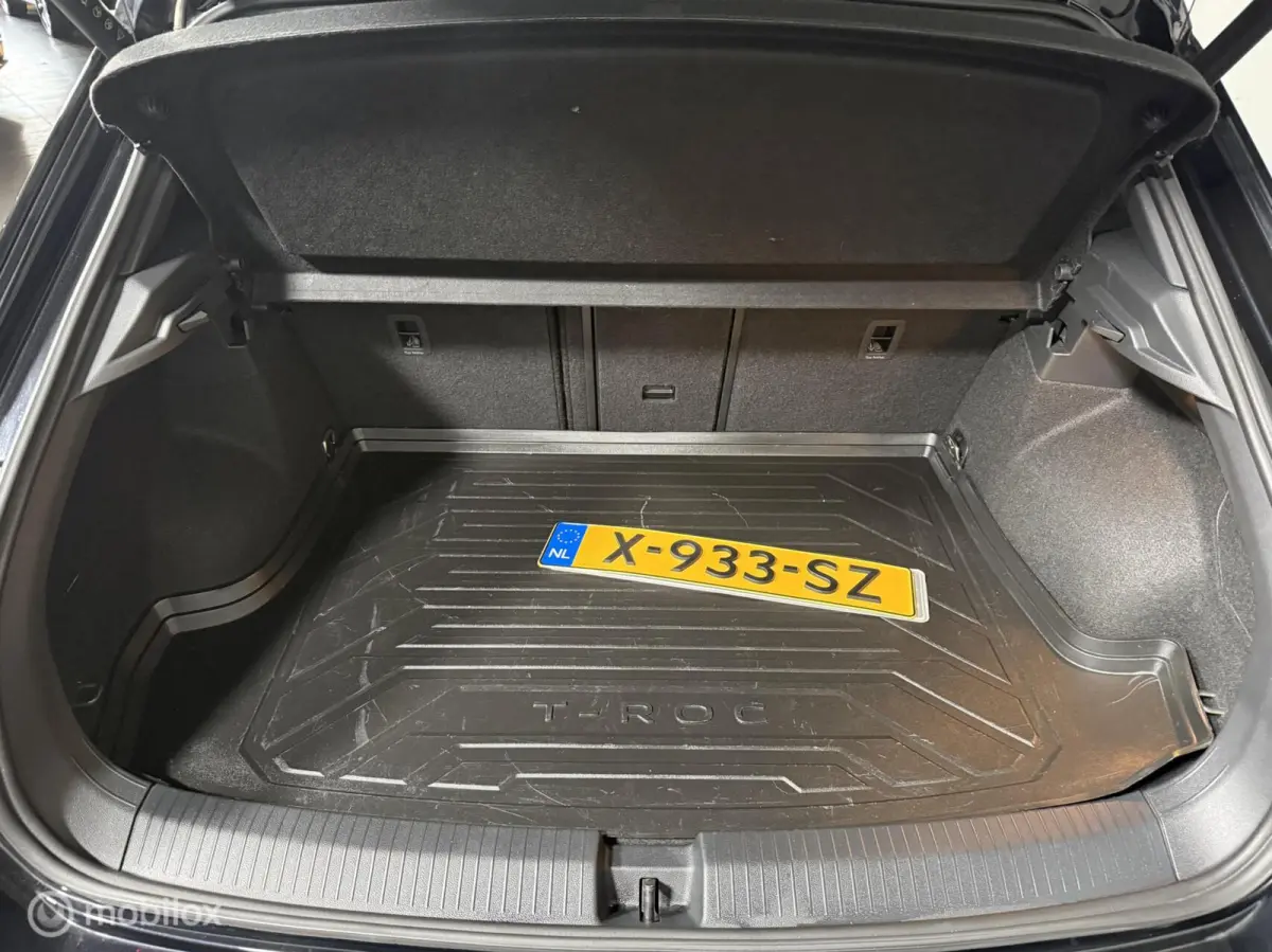 1.5 TSI DSG R-LINE | PANO | TREKH. | BLACK