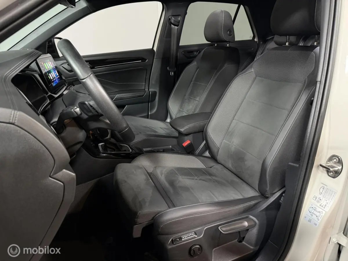 1.5 TSI DSG R-LINE | PANO | ACC | BEATS