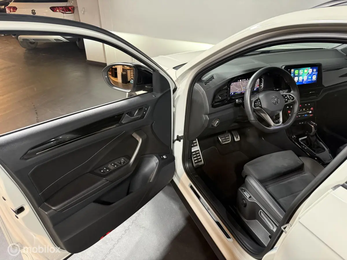 1.5 TSI DSG R-LINE | PANO | ACC | BEATS