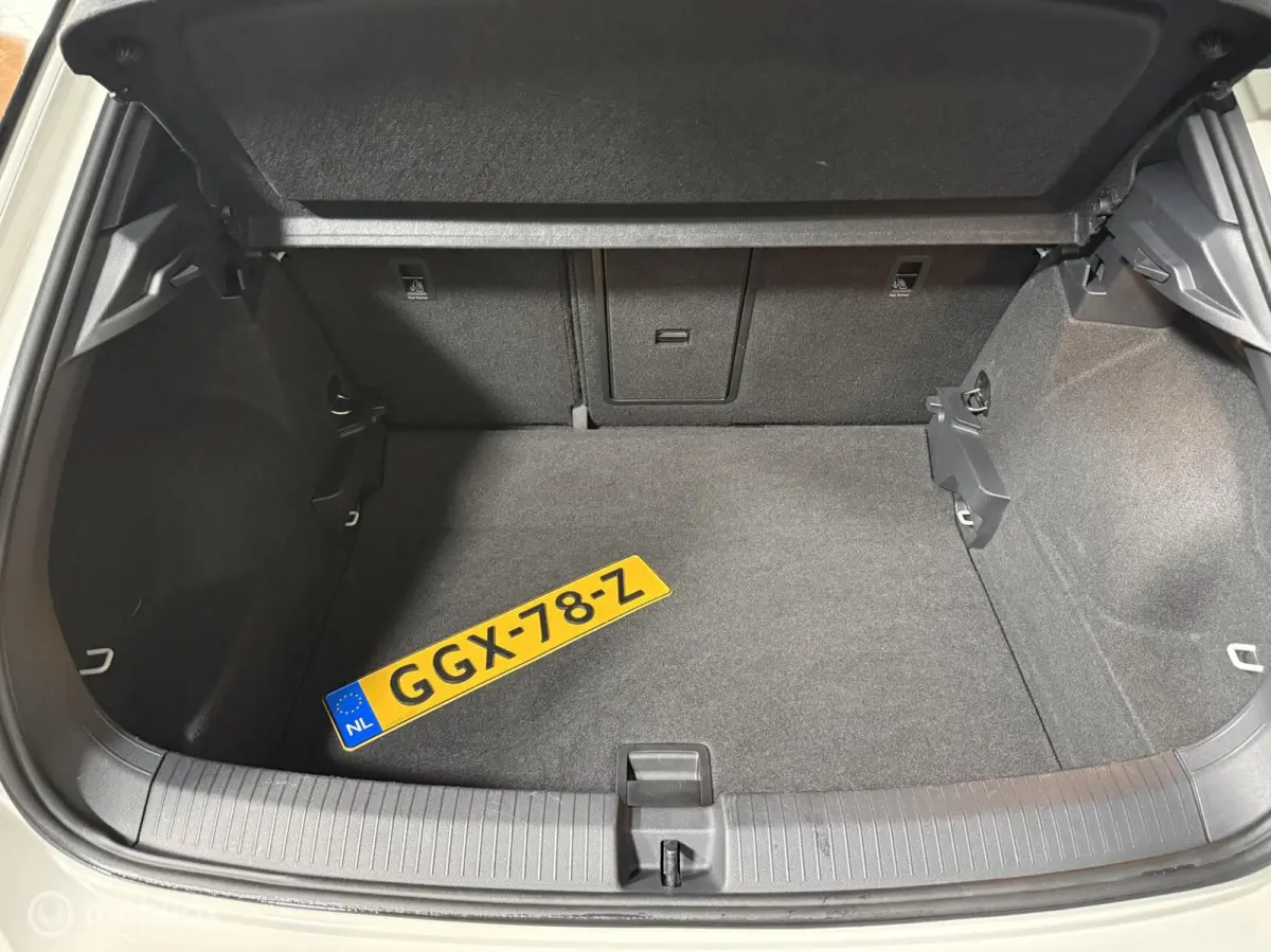 1.5 TSI DSG R-LINE | PANO | ACC | BEATS