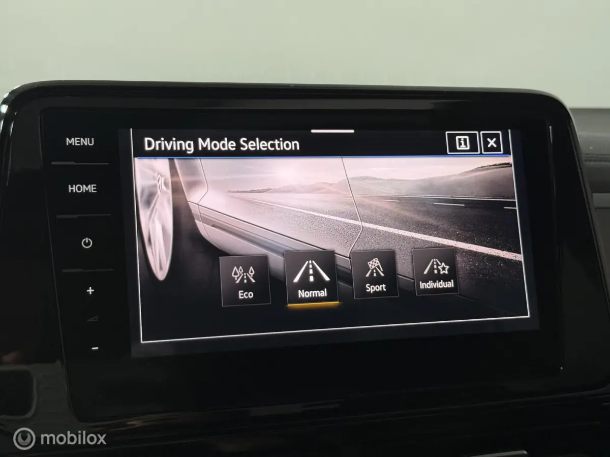 1.5 TSI DSG R-LINE | PANO | ACC | BEATS