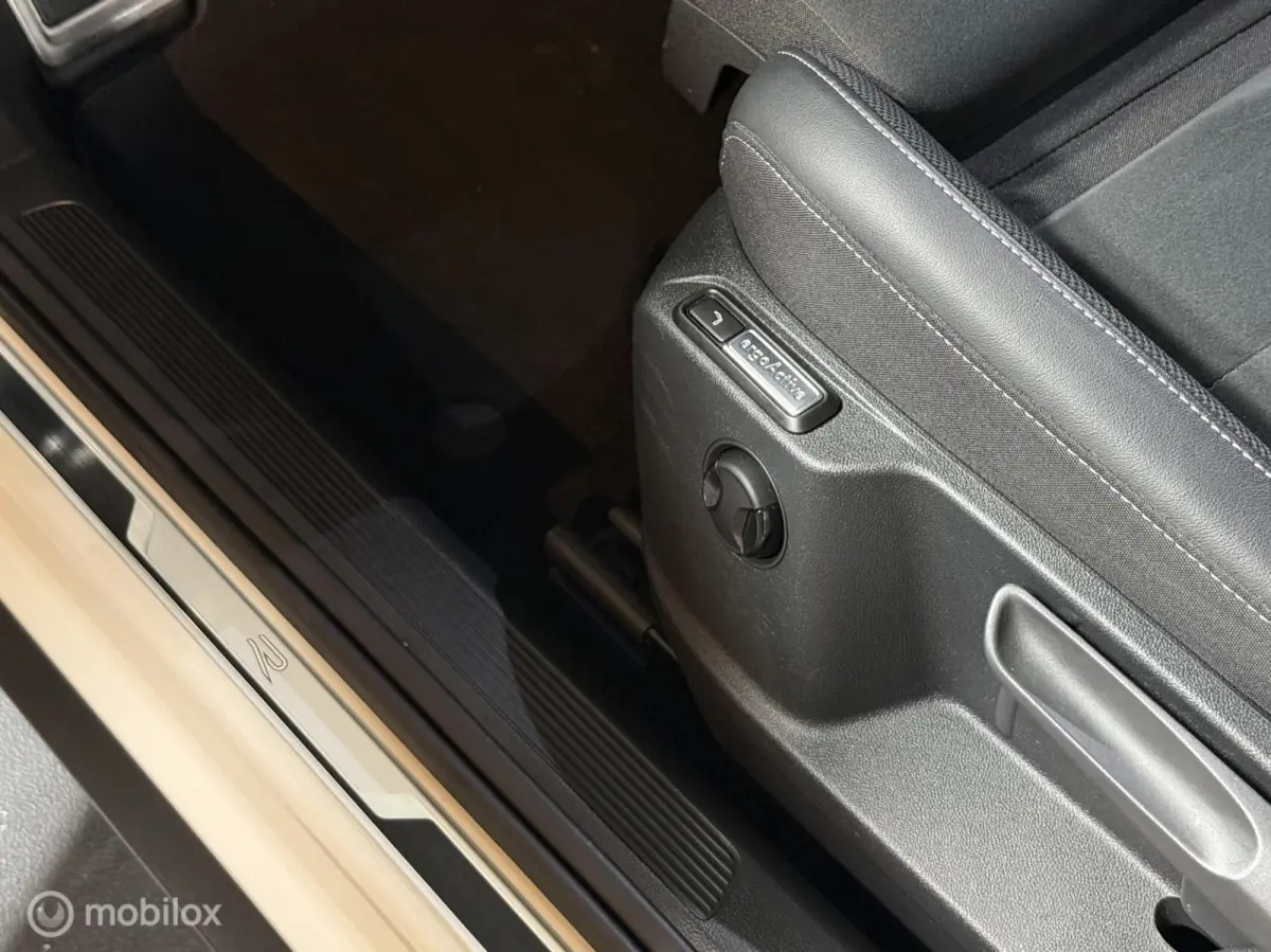 1.5 TSI DSG R-LINE | PANO | ACC | BEATS
