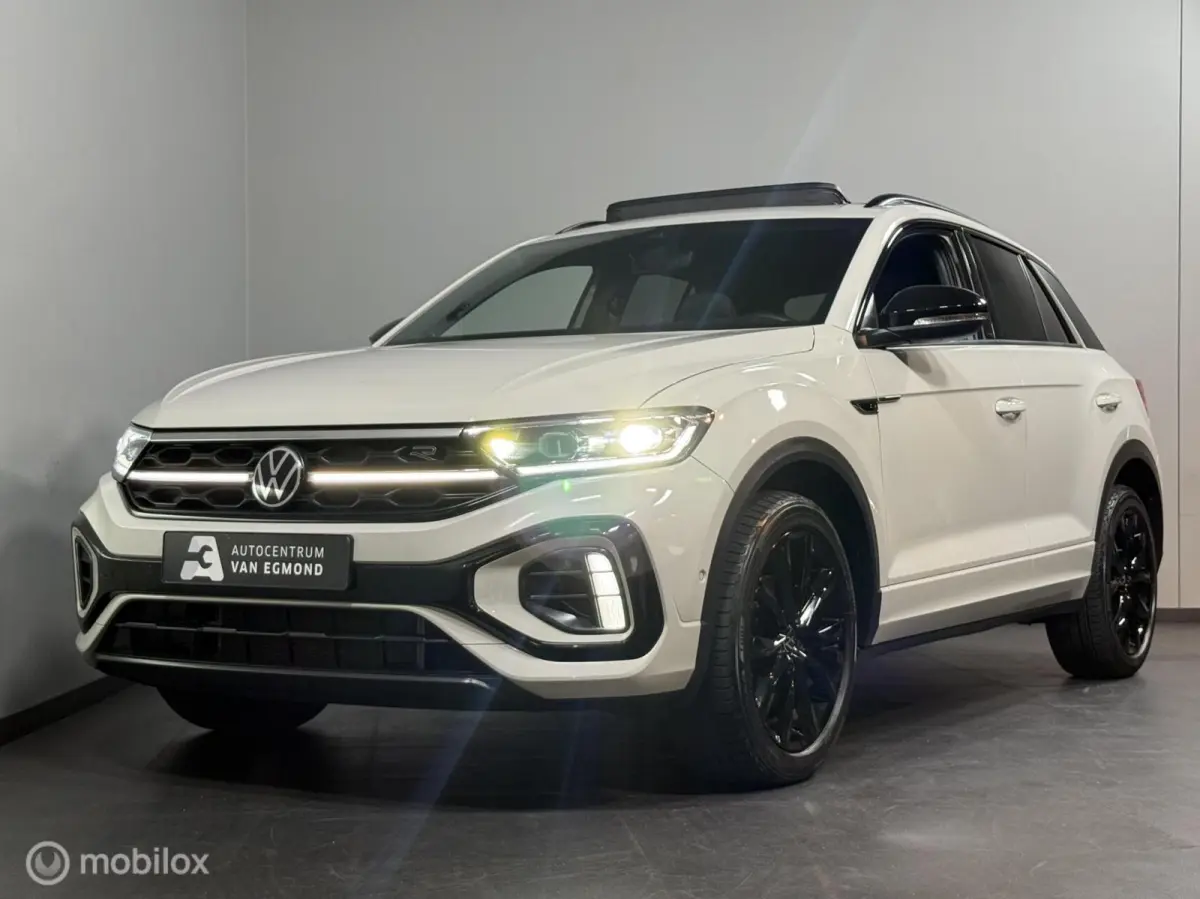1.5 TSI DSG R-LINE | PANO | ACC | BEATS