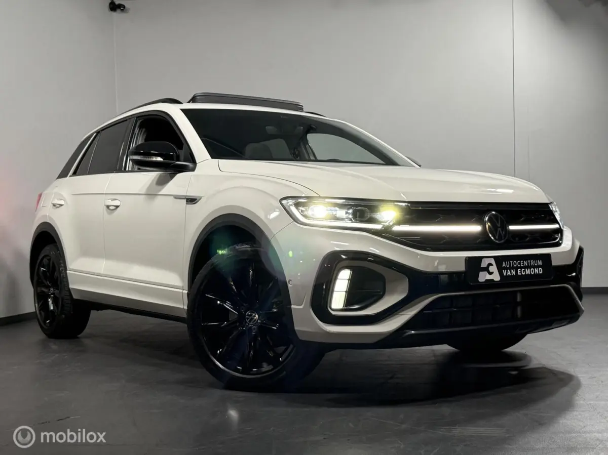1.5 TSI DSG R-LINE | PANO | ACC | BEATS