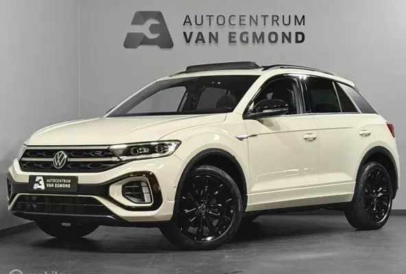 1.5 TSI DSG R-LINE | PANO | ACC | BEATS