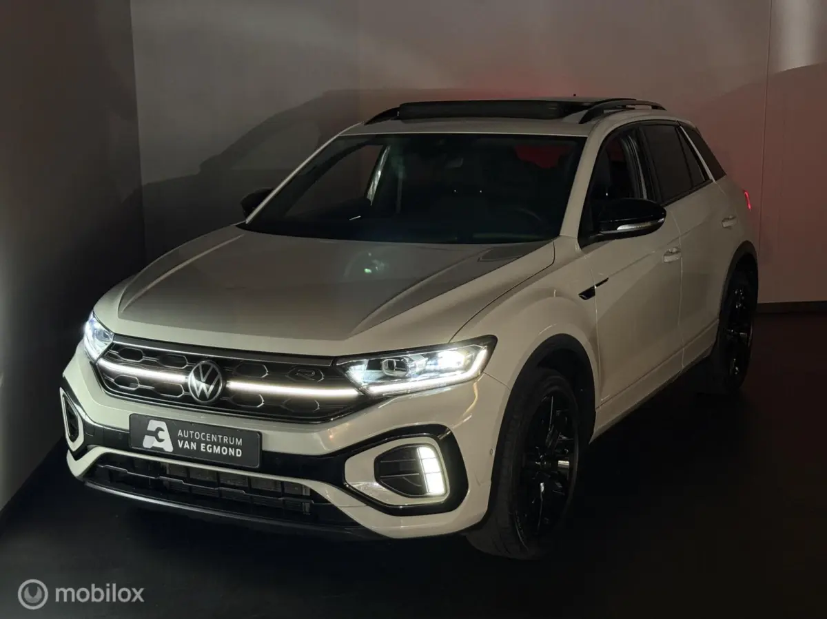 1.5 TSI DSG R-LINE | PANO | ACC | BEATS