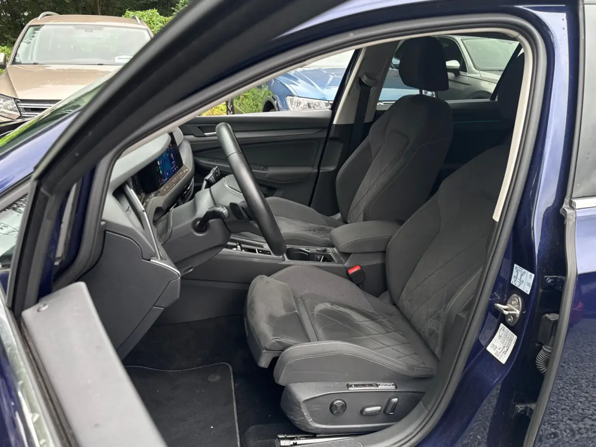 1.4 TSI eHybrid 204PK DSG STYLE ALCANTARA/NAVI/CARPLAY