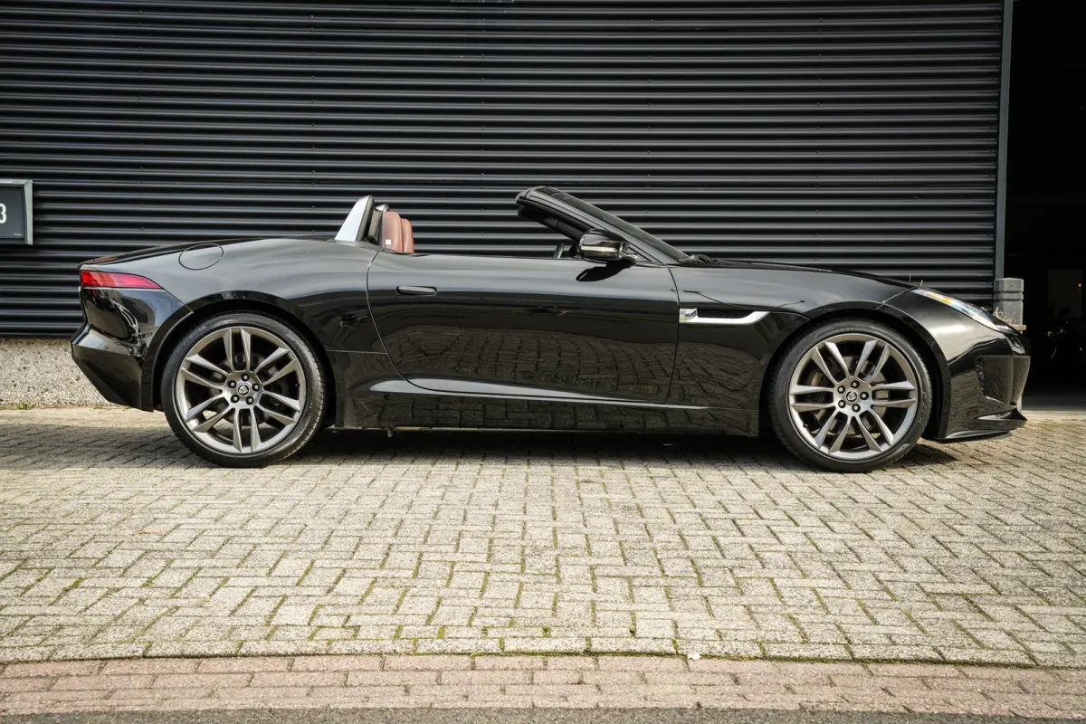 3.0 V6 | 100% JAGUAR SERVICE FILE | SPORTSTOELEN | CLIMA | LEDER | NAVI | CAMERA |