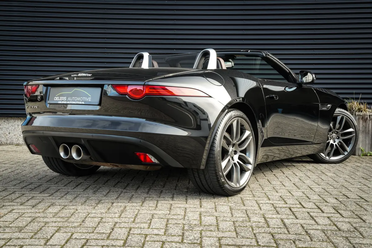 3.0 V6 | 100% JAGUAR SERVICE FILE | SPORTSTOELEN | CLIMA | LEDER | NAVI | CAMERA |