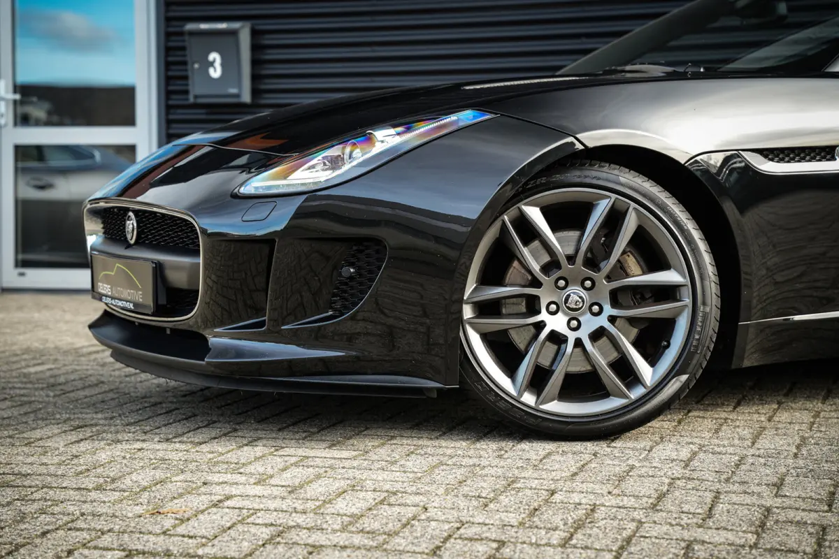 3.0 V6 | 100% JAGUAR SERVICE FILE | SPORTSTOELEN | CLIMA | LEDER | NAVI | CAMERA |