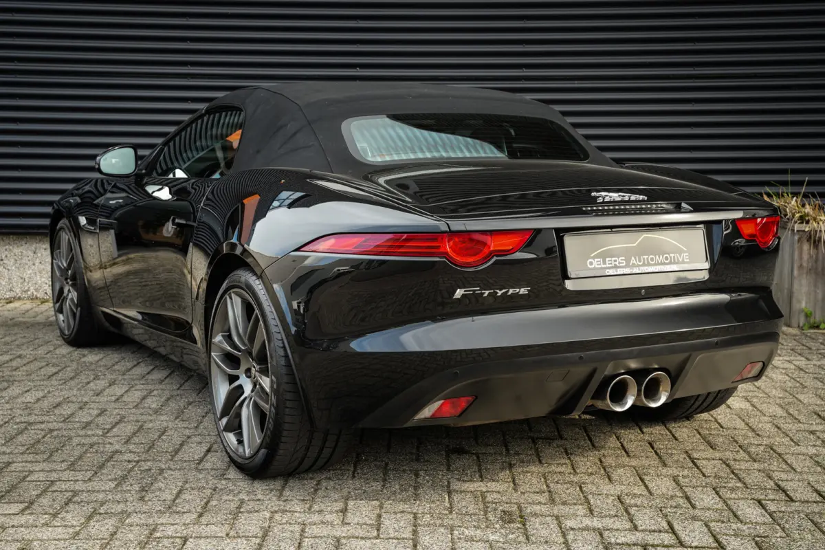 3.0 V6 | 100% JAGUAR SERVICE FILE | SPORTSTOELEN | CLIMA | LEDER | NAVI | CAMERA |