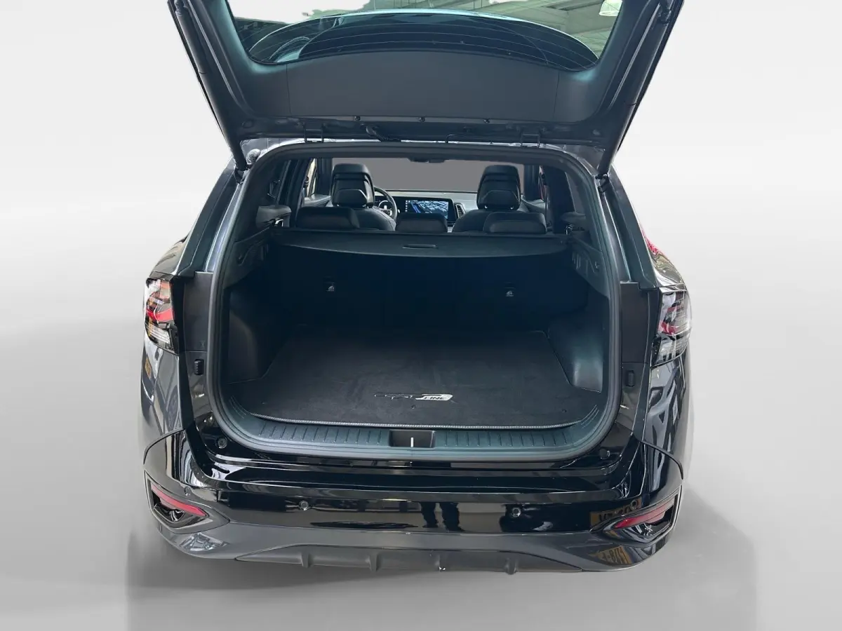 1.6 T-GDi Plug-in Hybrid AWD GT-PlusLine | Elektrisch Bedienbare Trekhaak 13-Polig | All-Seasonbanden | Black Pack | Elektrisch Bedienbaar Schuif / Kanteldak | Licht + Regensensor | Stoelver