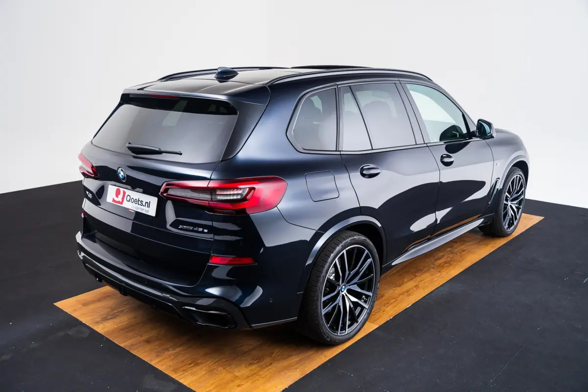 xDrive45e High Executive M Sport - Head-Up Display - Lederen Bekleding - Schuif-/Kanteldak - Active Cruise Control ( ACC ) - BMW Live Cockpit Professional - Comfort Access - 22" - Soft-Close