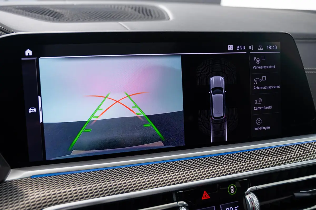 xDrive45e High Executive M Sport - Head-Up Display - Lederen Bekleding - Schuif-/Kanteldak - Active Cruise Control ( ACC ) - BMW Live Cockpit Professional - Comfort Access - 22" - Soft-Close