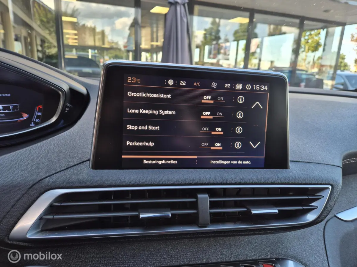 1.2 GT Line 19" HALF LEDER CAMERA APPLE CARPLAY