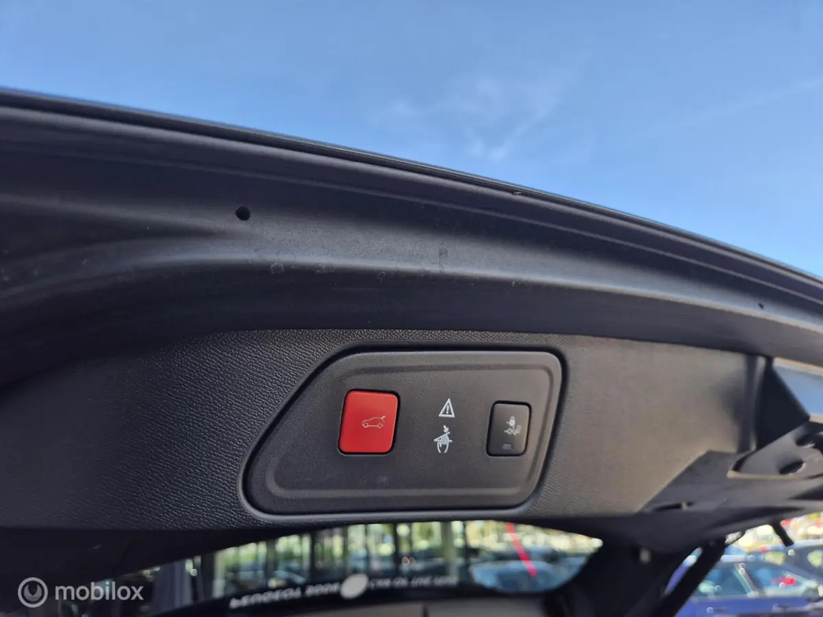 1.2 GT Line 19" HALF LEDER CAMERA APPLE CARPLAY
