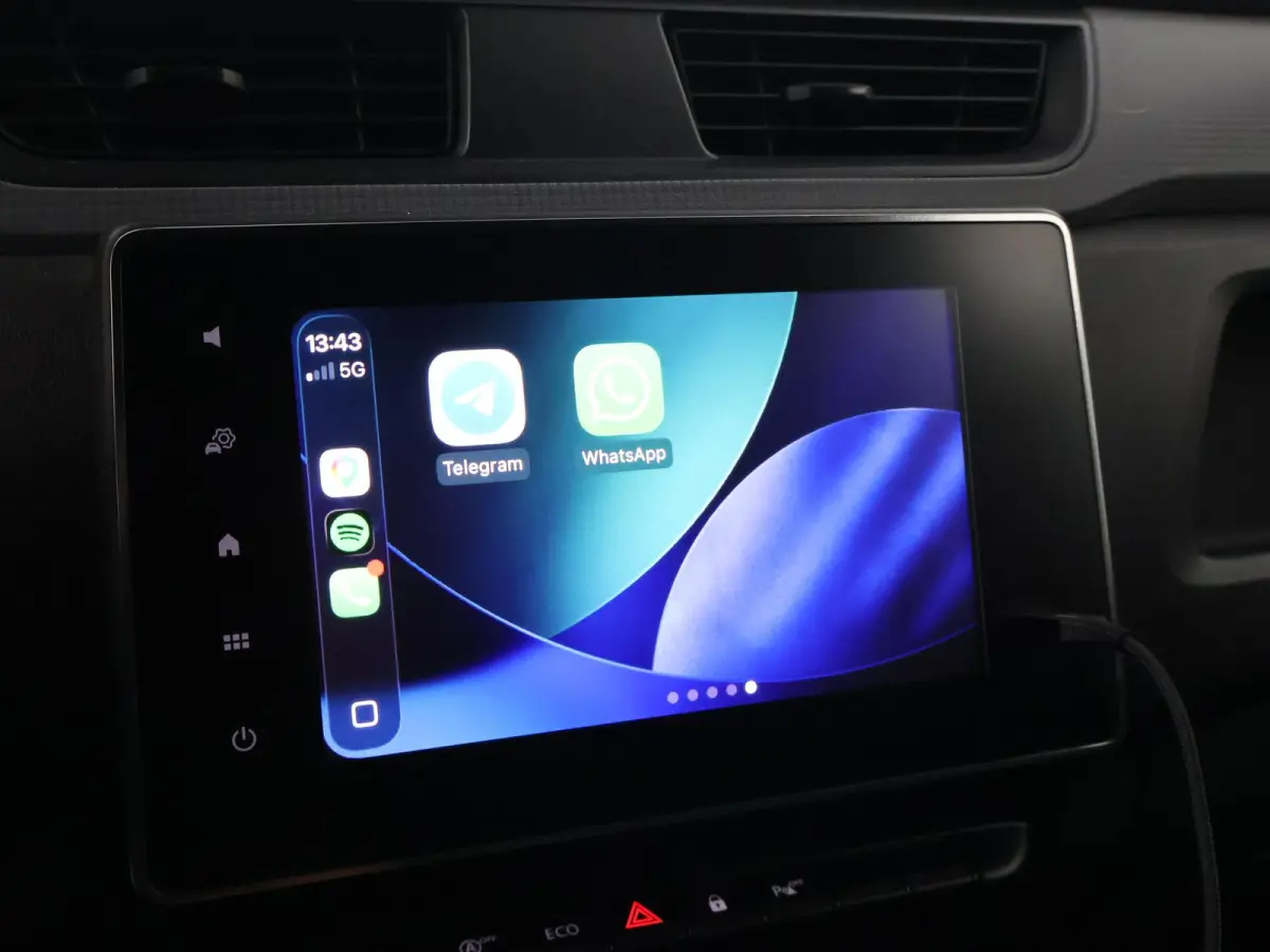 1.5 dCi 75 COMFORT EXTRA*1e EIG*+ CAMERA | CARPLAY | DAB | DODEHOEK | NAVIGATIE
