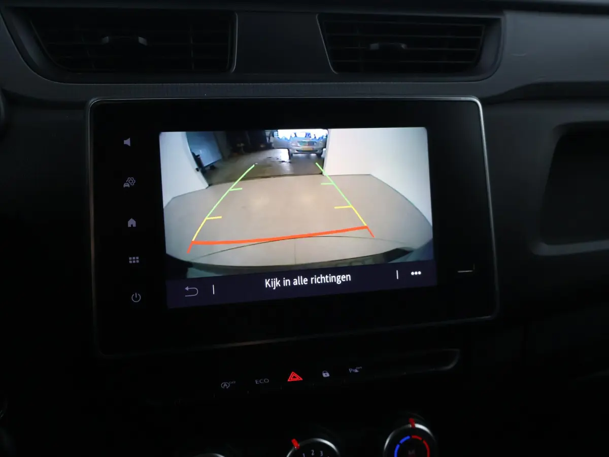 1.5 dCi 75 COMFORT EXTRA*1e EIG*+ CAMERA | CARPLAY | DAB | DODEHOEK | NAVIGATIE