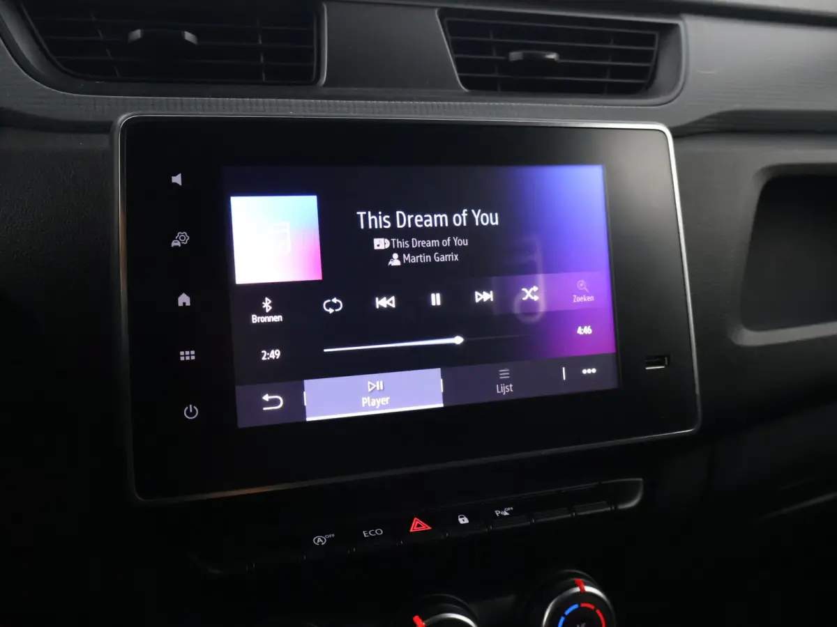 1.5 dCi 75 COMFORT EXTRA*1e EIG*+ CAMERA | CARPLAY | DAB | DODEHOEK | NAVIGATIE
