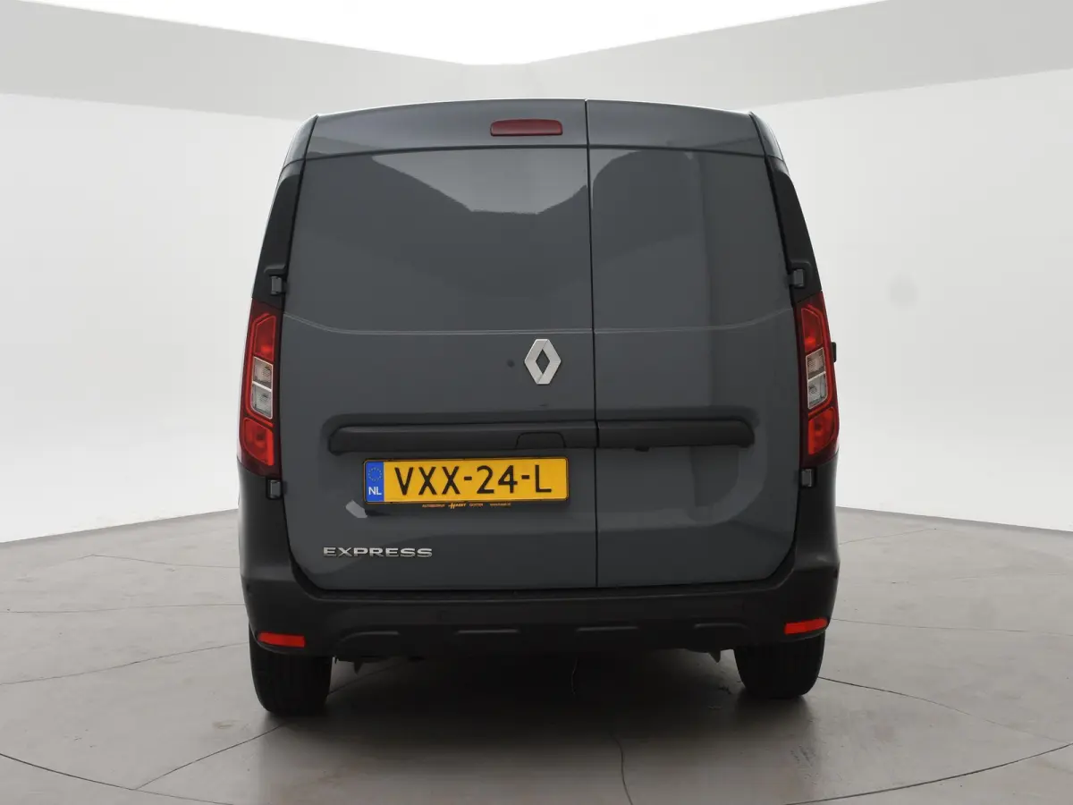 1.5 dCi 75 COMFORT EXTRA*1e EIG*+ CAMERA | CARPLAY | DAB | DODEHOEK | NAVIGATIE