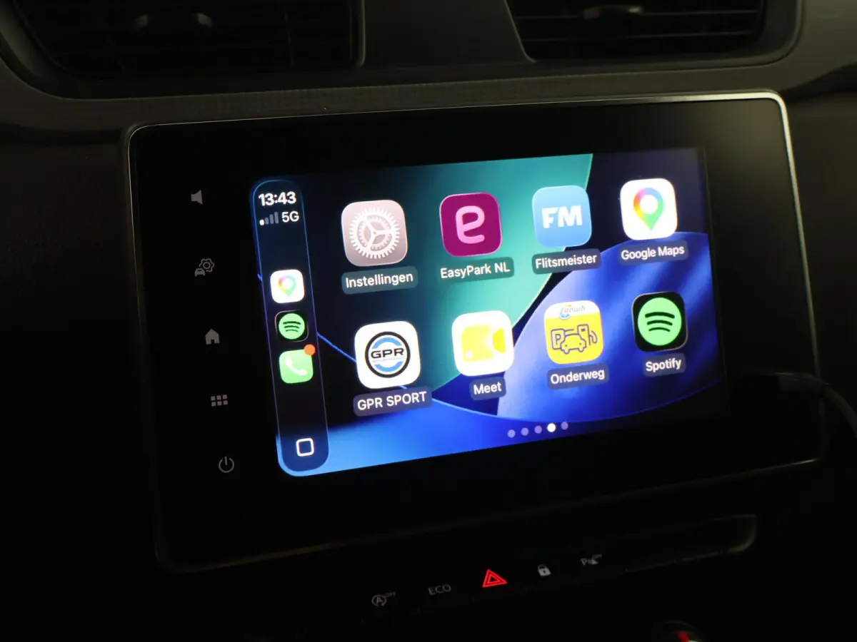 1.5 dCi 75 COMFORT EXTRA*1e EIG*+ CAMERA | CARPLAY | DAB | DODEHOEK | NAVIGATIE
