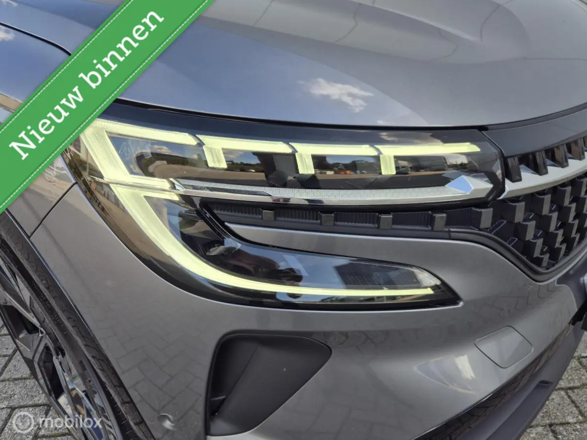 1.2 E-Tech full hybrid 200 Iconic Alpine