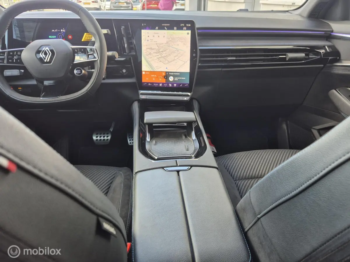 1.2 E-Tech full hybrid 200 Iconic Alpine