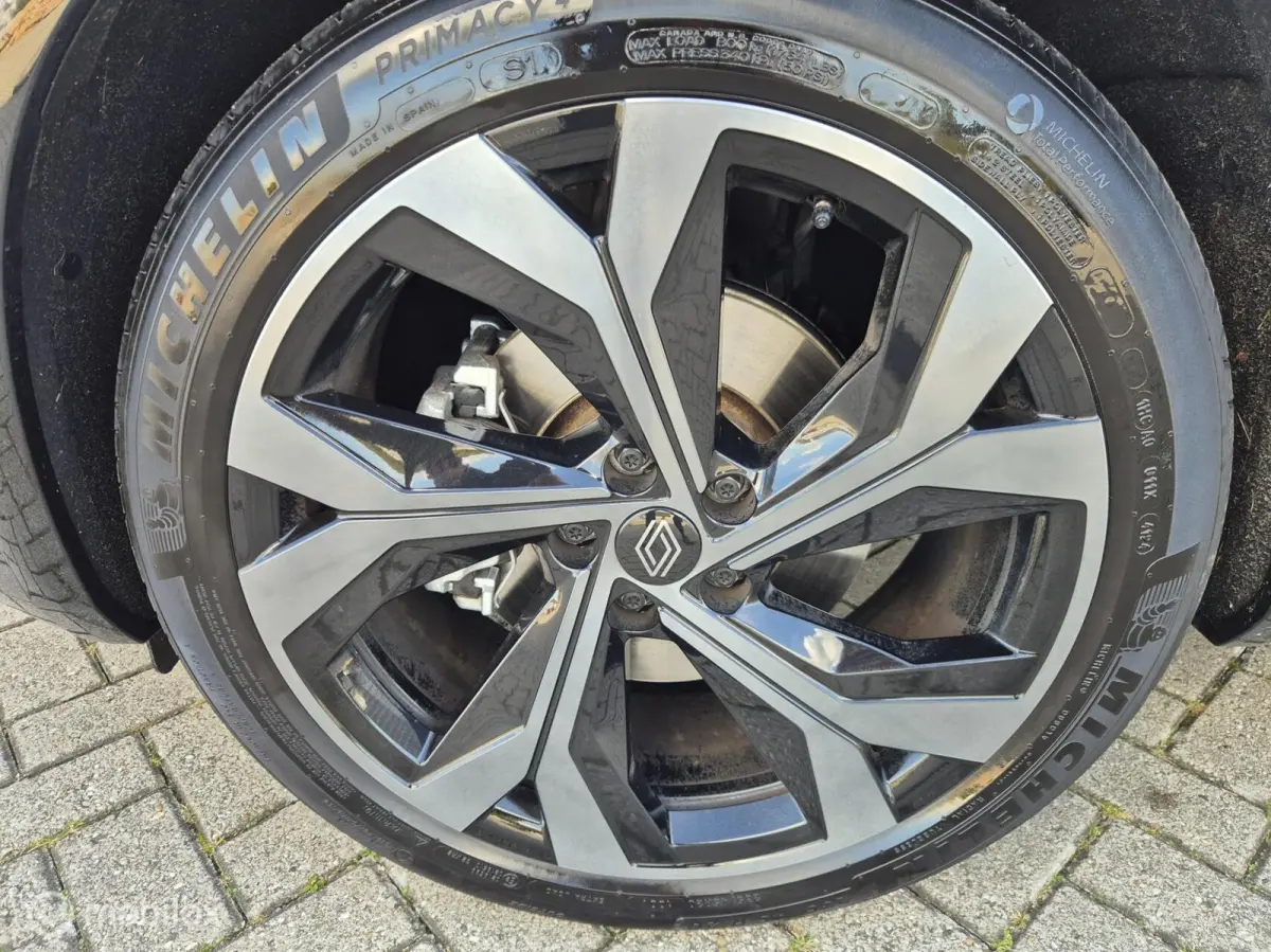 1.2 E-Tech full hybrid 200 Iconic Alpine