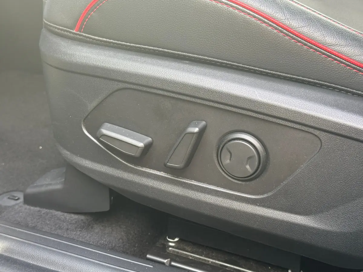 1.6 T-GDI PHEV N Line Sky 4WD / Panoramadak / 360° camera / Adaptive cruise control / Stoelventilatie / Stoelverwarming voor + achter / Stuurwielverwarming / Elektrisch verstelbare voorstoe