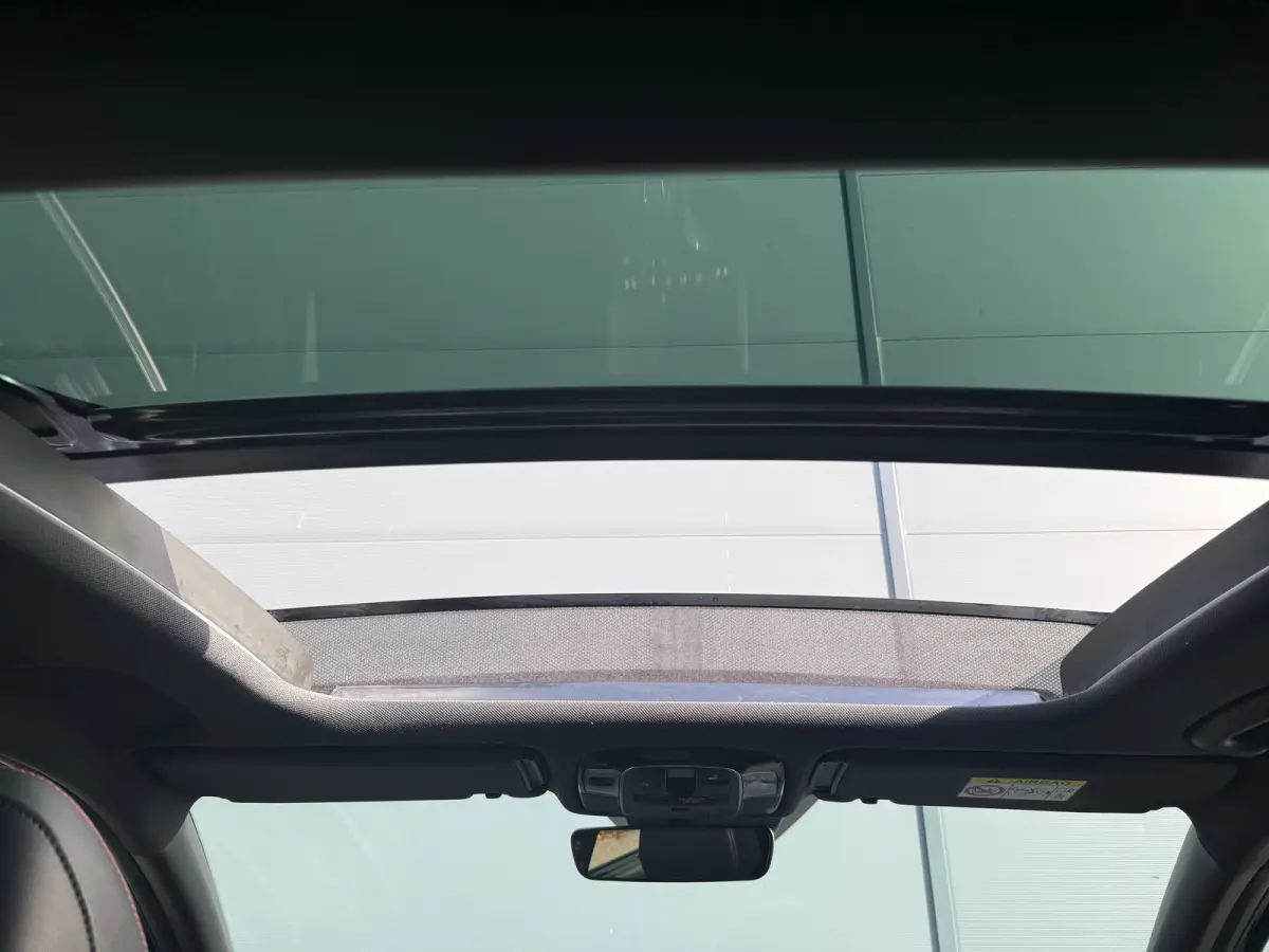 1.6 T-GDI PHEV N Line Sky 4WD / Panoramadak / 360° camera / Adaptive cruise control / Stoelventilatie / Stoelverwarming voor + achter / Stuurwielverwarming / Elektrisch verstelbare voorstoe