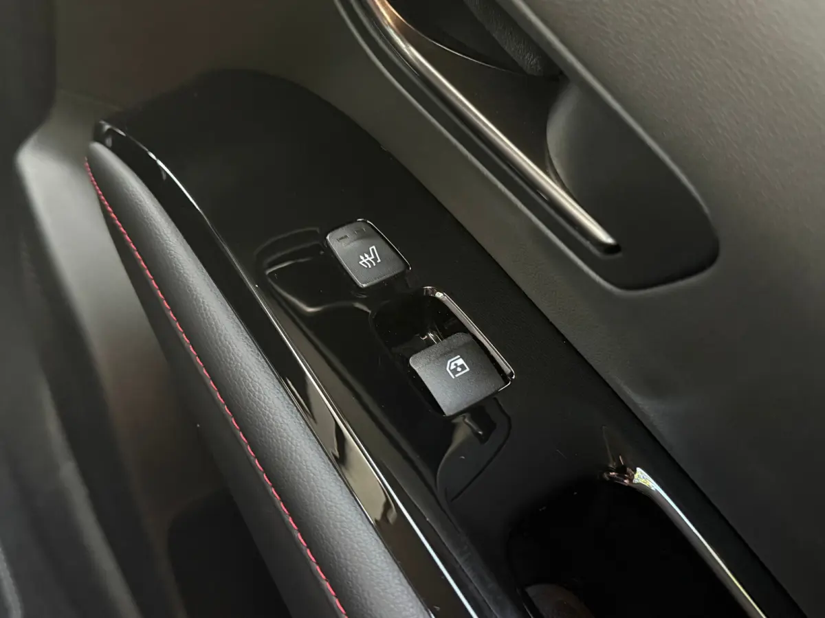 1.6 T-GDI PHEV N Line Sky 4WD / Panoramadak / 360° camera / Adaptive cruise control / Stoelventilatie / Stoelverwarming voor + achter / Stuurwielverwarming / Elektrisch verstelbare voorstoe