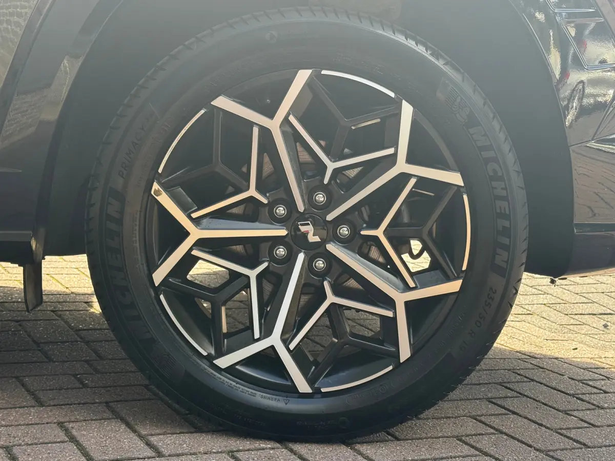1.6 T-GDI PHEV N Line Sky 4WD / Panoramadak / 360° camera / Adaptive cruise control / Stoelventilatie / Stoelverwarming voor + achter / Stuurwielverwarming / Elektrisch verstelbare voorstoe