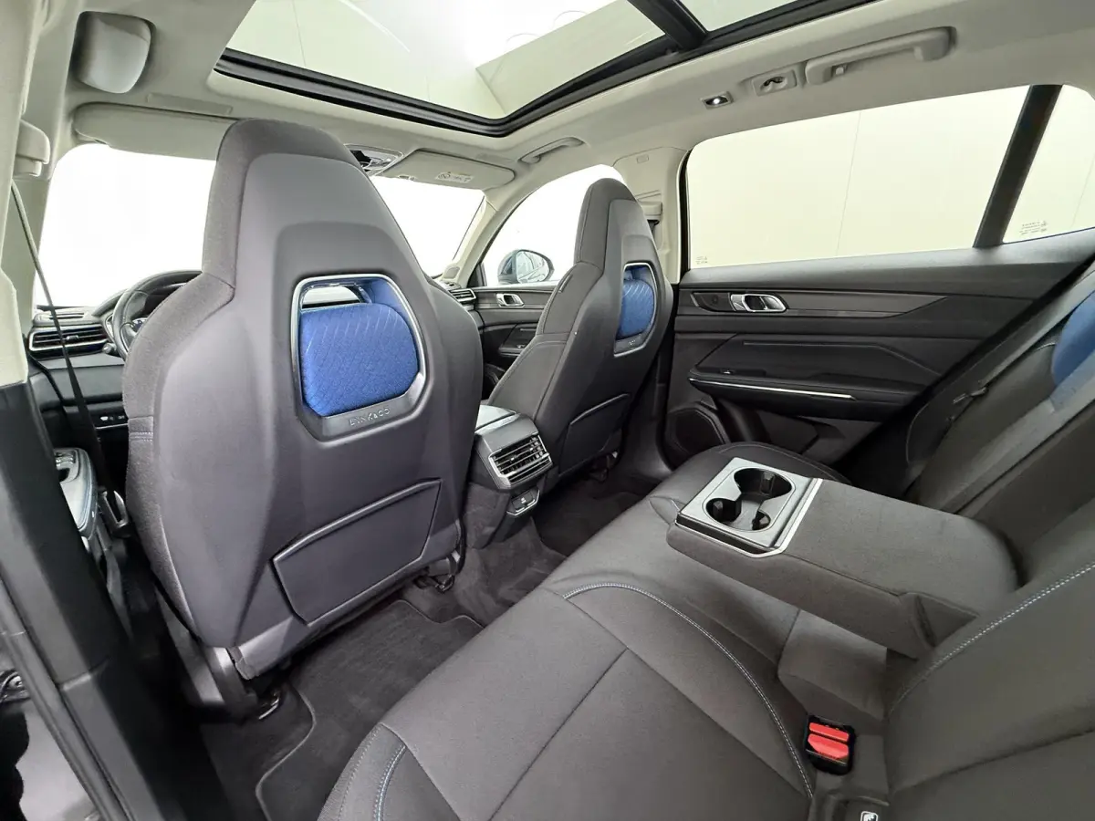 1.5 APPLE CARPLAY/ANDROID AUTO | PANORAMADAK | ELEKTRISCHE ACHTERKLEP | STOEL VERWARMING | MEMORY SEATS |
