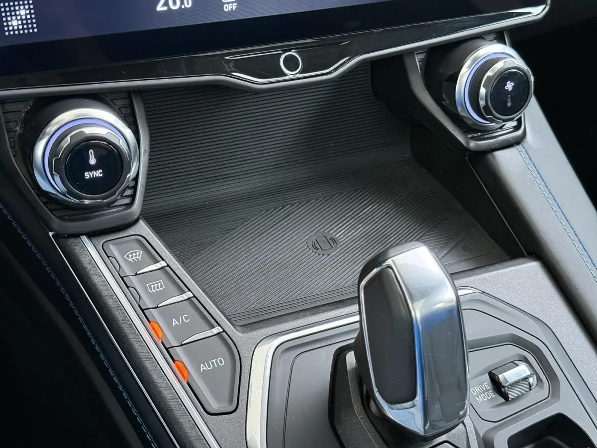 1.5 APPLE CARPLAY/ANDROID AUTO | PANORAMADAK | ELEKTRISCHE ACHTERKLEP | STOEL VERWARMING | MEMORY SEATS |