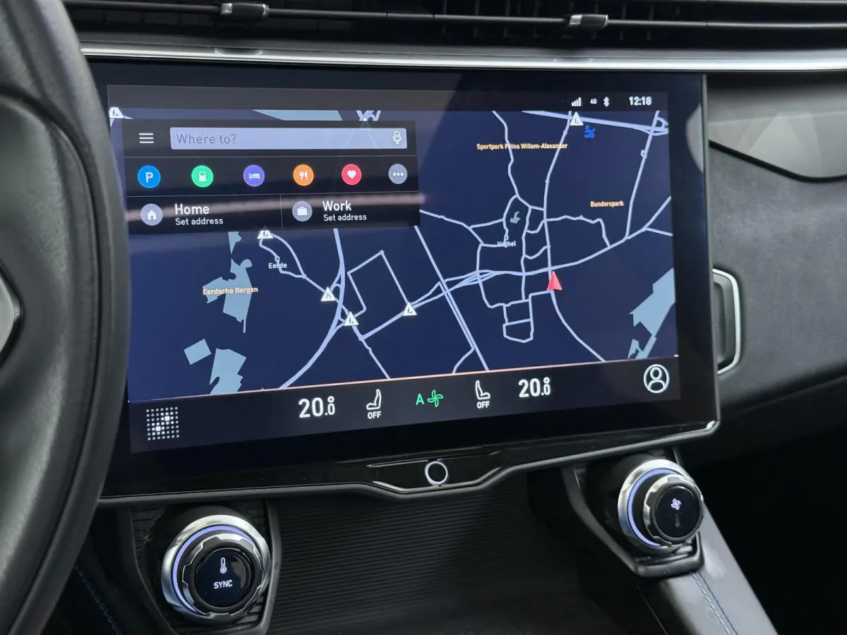 1.5 APPLE CARPLAY/ANDROID AUTO | PANORAMADAK | ELEKTRISCHE ACHTERKLEP | STOEL VERWARMING | MEMORY SEATS |