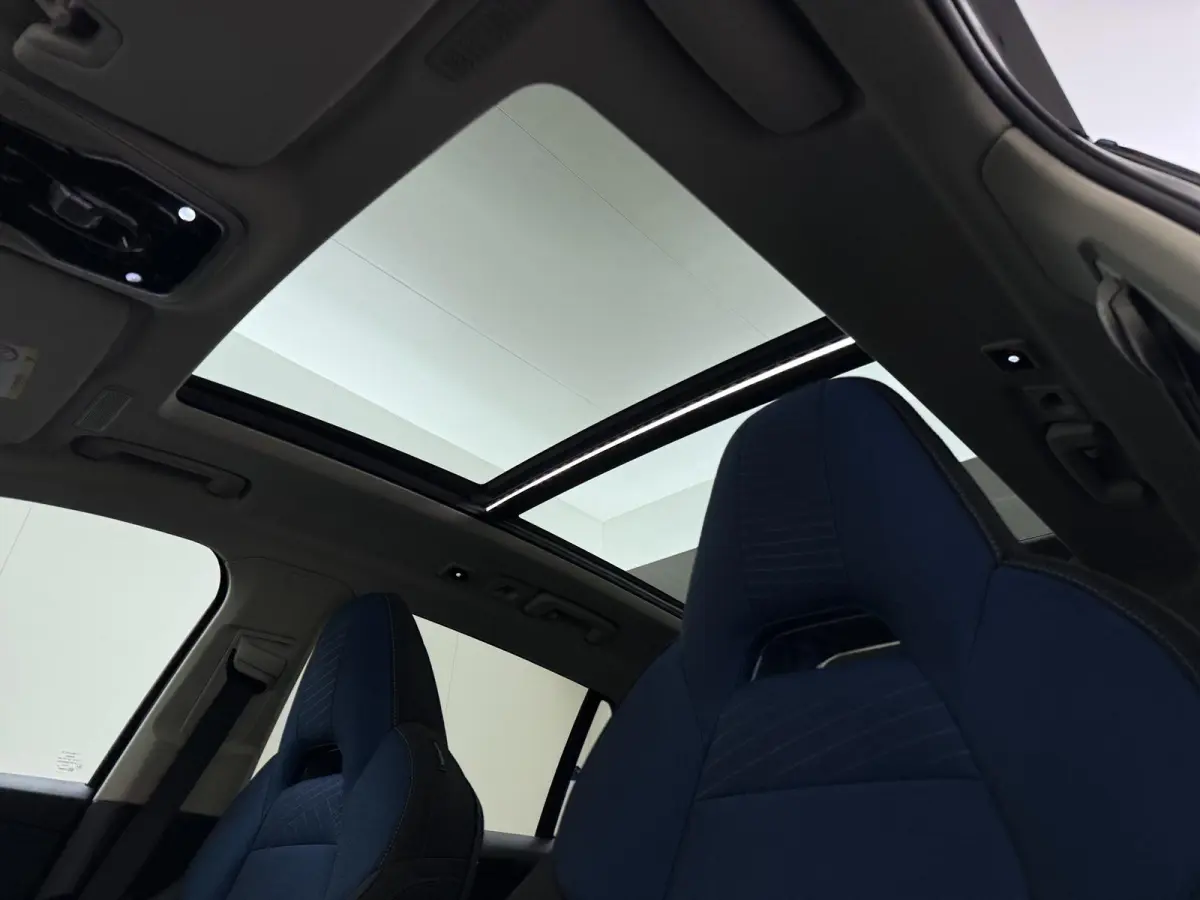 1.5 APPLE CARPLAY/ANDROID AUTO | PANORAMADAK | ELEKTRISCHE ACHTERKLEP | STOEL VERWARMING | MEMORY SEATS |
