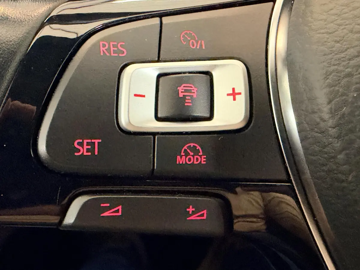 1.0 TSI Highline Led | Virtueel Display | Clima | Adaptive Cruise | Virtual Cockpit | Stoelverwarming | Apple & Android | Dealeronderhouden | 1e Eigenaar |