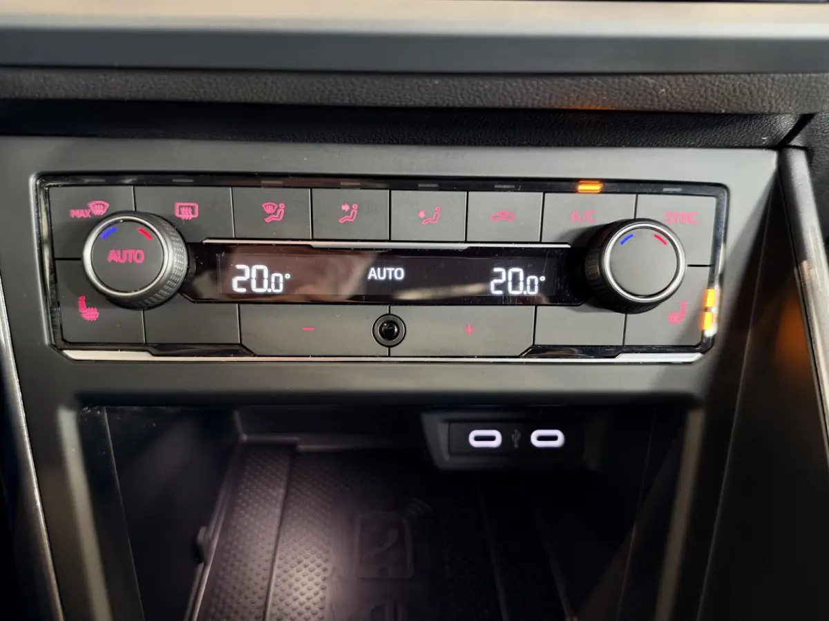 1.0 TSI Highline Led | Virtueel Display | Clima | Adaptive Cruise | Virtual Cockpit | Stoelverwarming | Apple & Android | Dealeronderhouden | 1e Eigenaar |