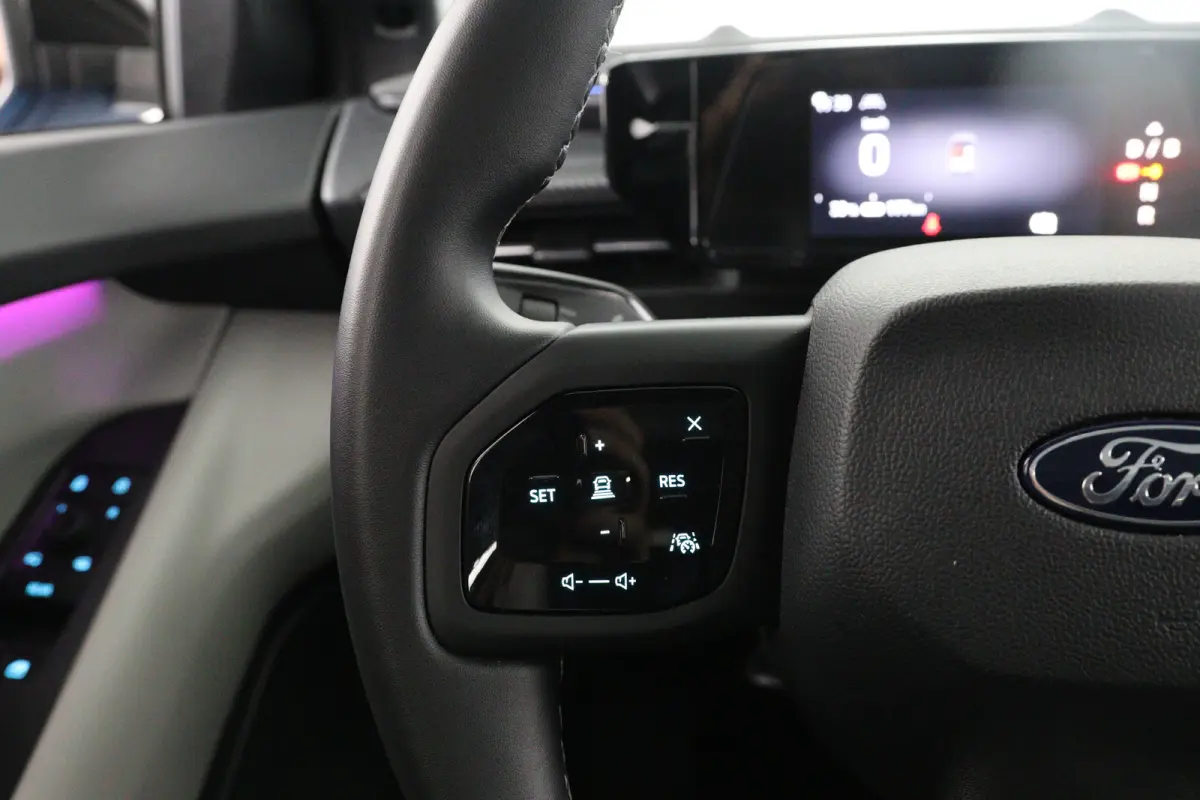 Premium Extended Range AWD 79 kWh | SOH 96% | Stuur/stoel Verwarming | 360 Camera | Adaptieve Cruise | Elektr trekhaak | Massage Zetels | Warmtepomp | Panoramadak
