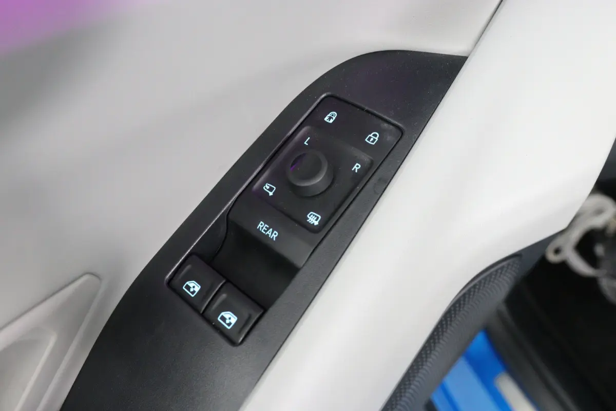 Premium Extended Range AWD 79 kWh | SOH 96% | Stuur/stoel Verwarming | 360 Camera | Adaptieve Cruise | Elektr trekhaak | Massage Zetels | Warmtepomp | Panoramadak
