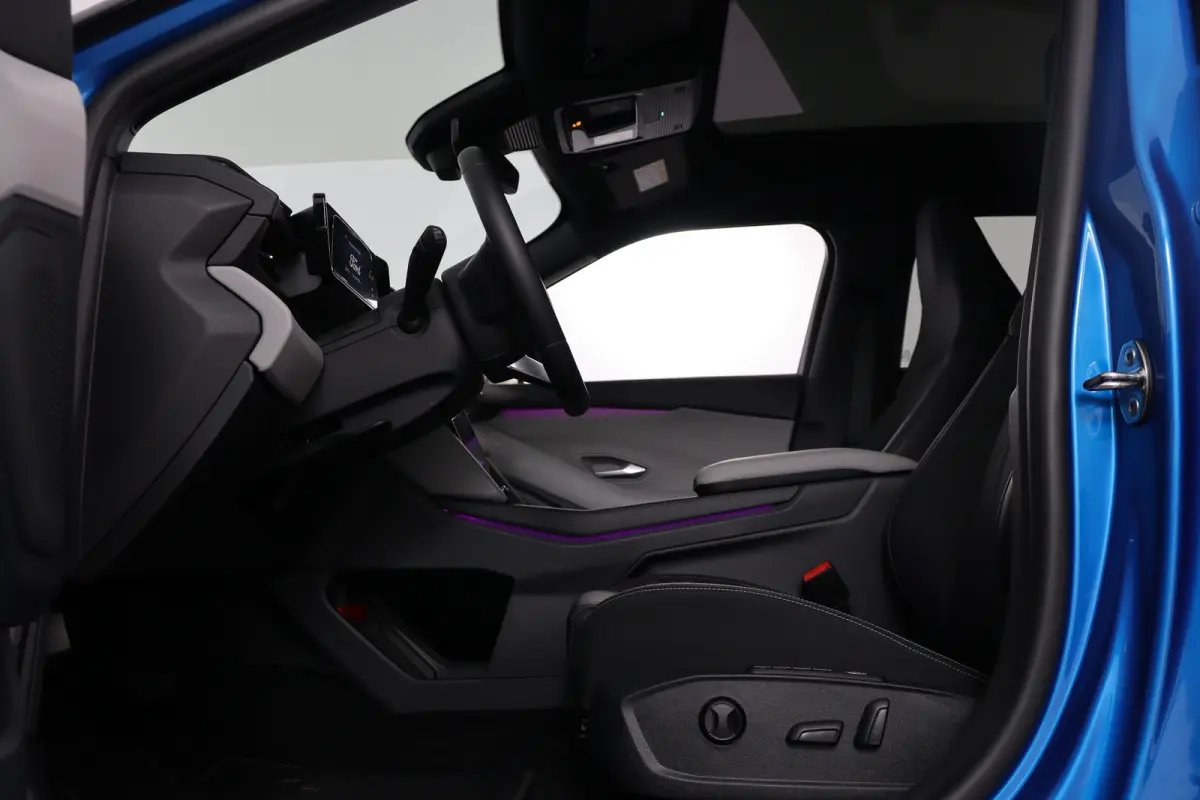 Premium Extended Range AWD 79 kWh | SOH 96% | Stuur/stoel Verwarming | 360 Camera | Adaptieve Cruise | Elektr trekhaak | Massage Zetels | Warmtepomp | Panoramadak