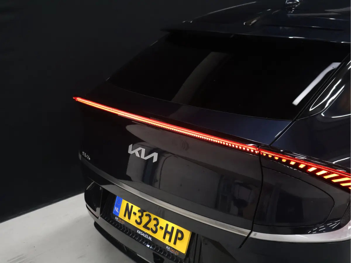 Plus 77.4 kWh [TREKHAAK, APPLE CARPLAY, ANDROID, STOELVERWARMING, MERIDIAN SURROUND SOUND, MEMORY SEATS, CAMERA, PDC V+A, NAVIGATIE, LED, LEDER, CLIMATE CONTROL, BLUETOOTH, NIEUWSTAAT}