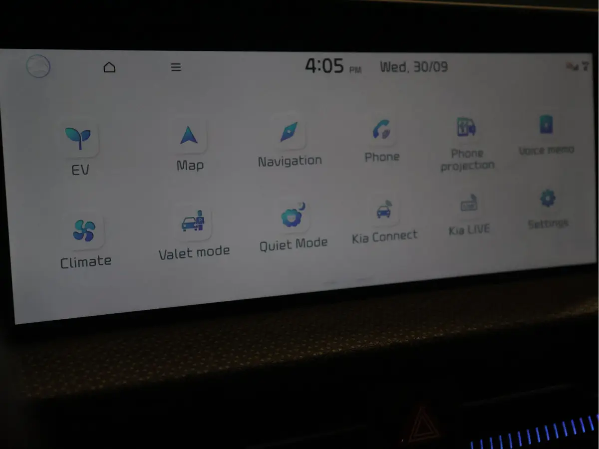 Plus 77.4 kWh [TREKHAAK, APPLE CARPLAY, ANDROID, STOELVERWARMING, MERIDIAN SURROUND SOUND, MEMORY SEATS, CAMERA, PDC V+A, NAVIGATIE, LED, LEDER, CLIMATE CONTROL, BLUETOOTH, NIEUWSTAAT}