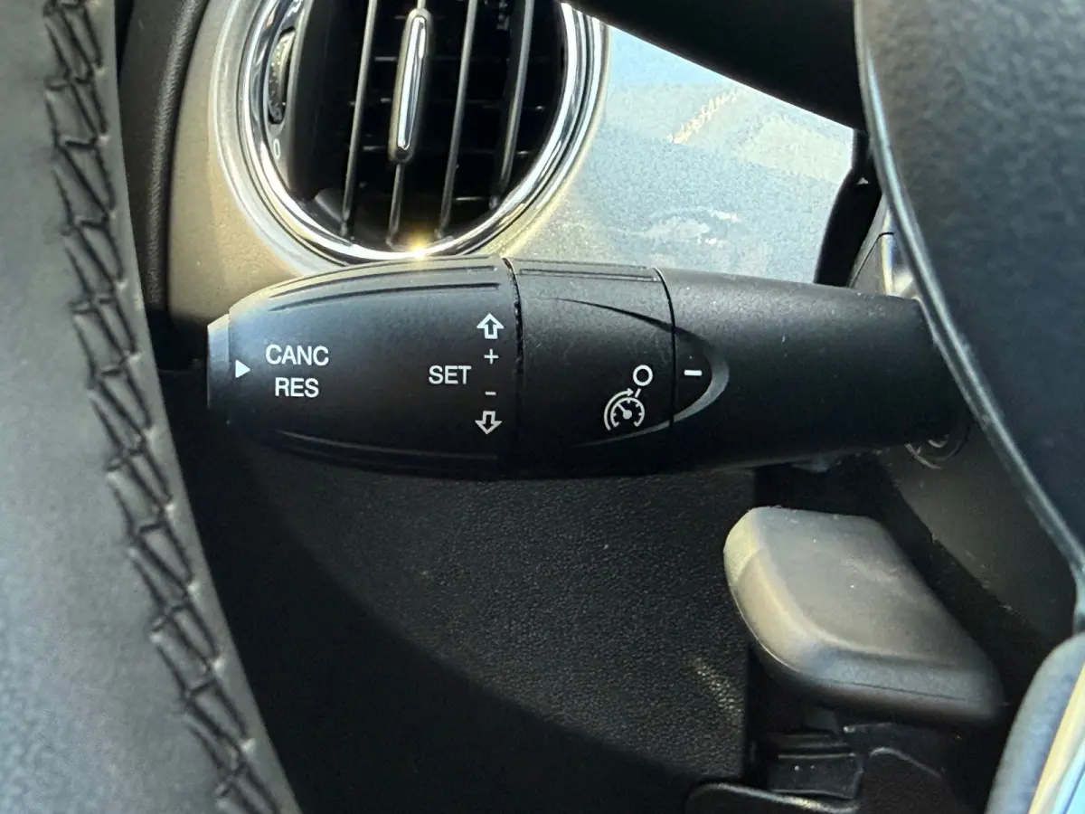 1.0 Hybrid Cult | AIRCO| BLUETOOTH| DAB| NAVIGATIE| CRUISE CONTROL
