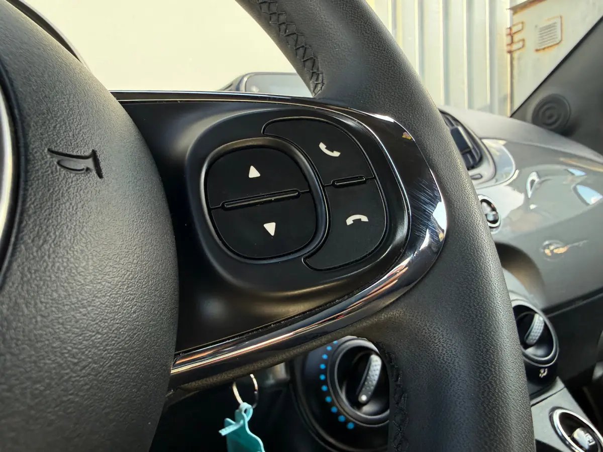 1.0 Hybrid Cult | AIRCO| BLUETOOTH| DAB| NAVIGATIE| CRUISE CONTROL