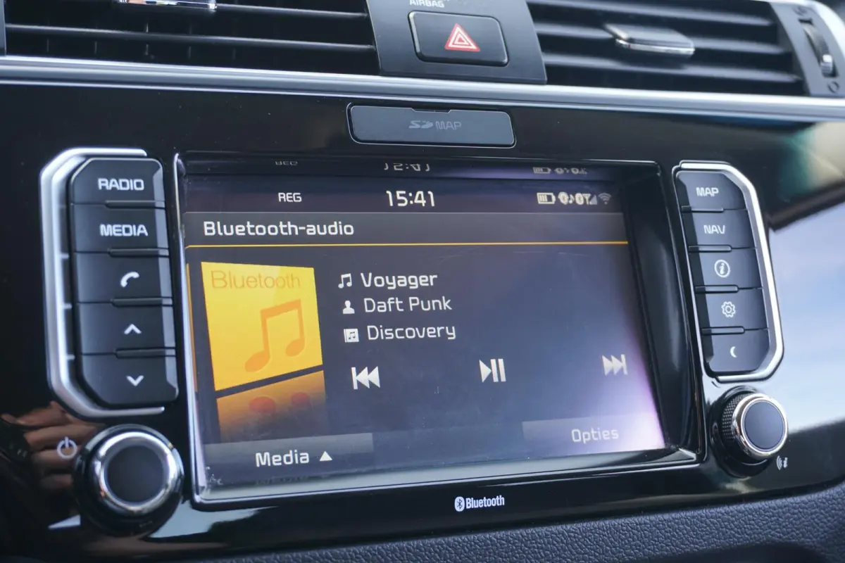 1.2 CVVT DynamicLine + CAMERA / CLIMATE CONTROL / LMV
