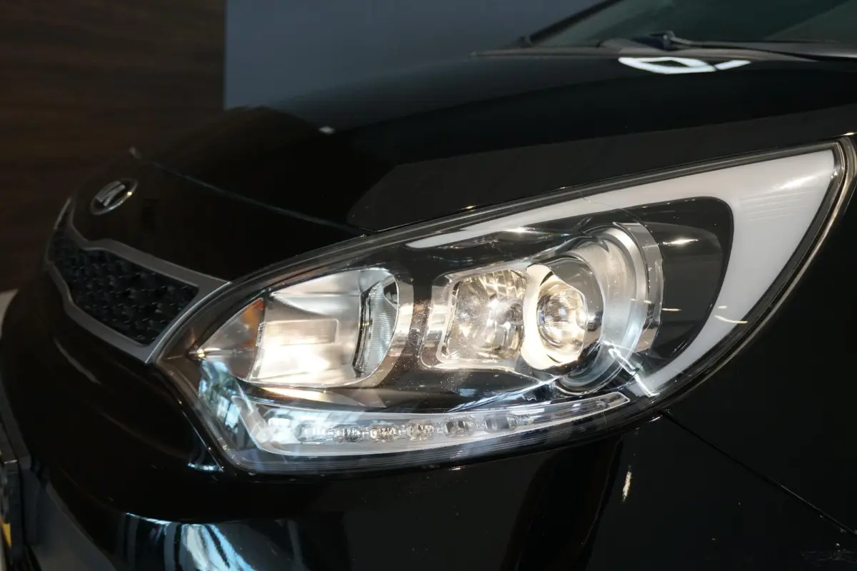 1.2 CVVT DynamicLine + CAMERA / CLIMATE CONTROL / LMV