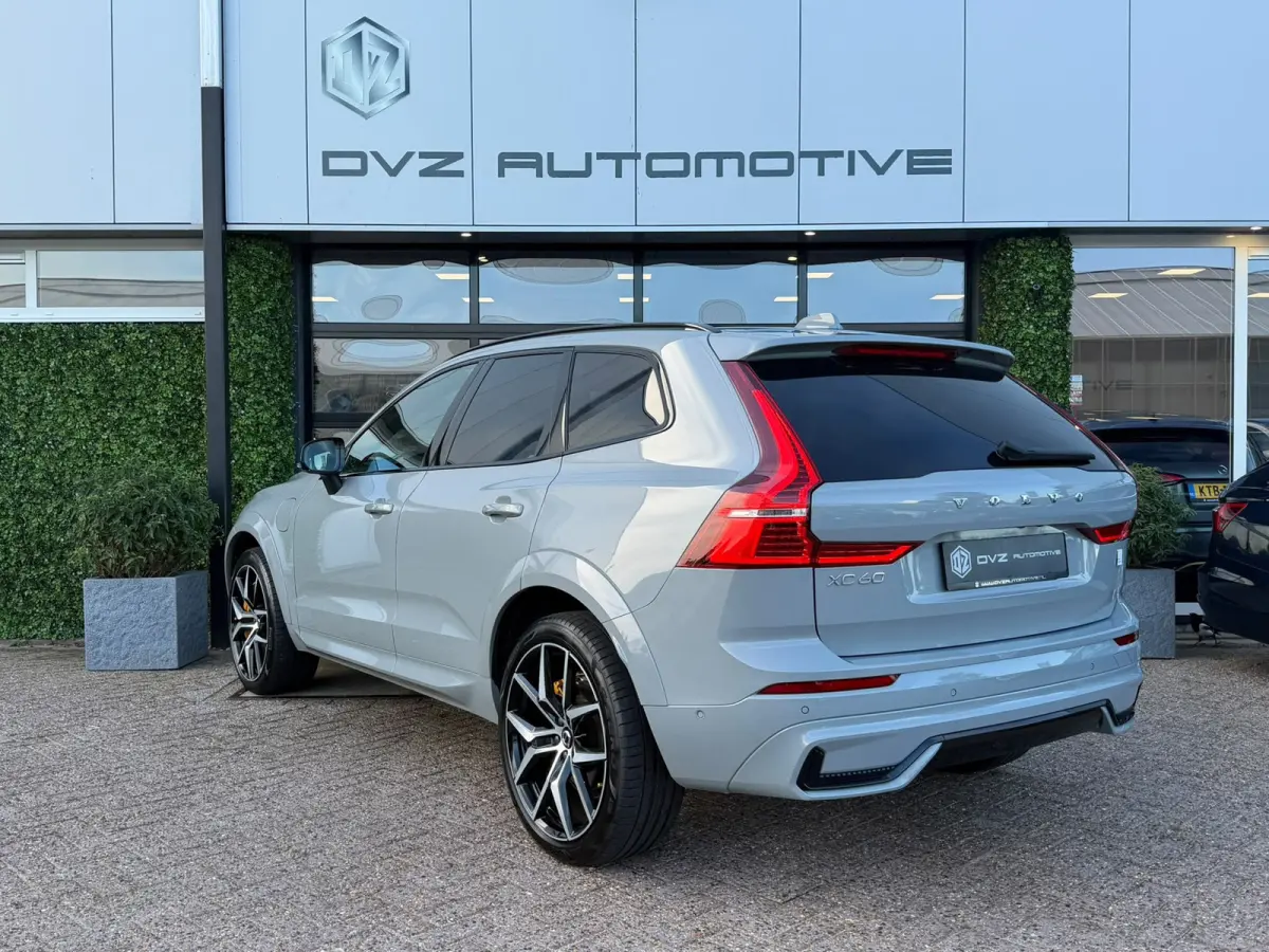 2.0 T8 Plug-in-hybrid AWD Polestar Engineered | SOH 98% | Pano | Surround View | Akebono | Öhlins | BTW