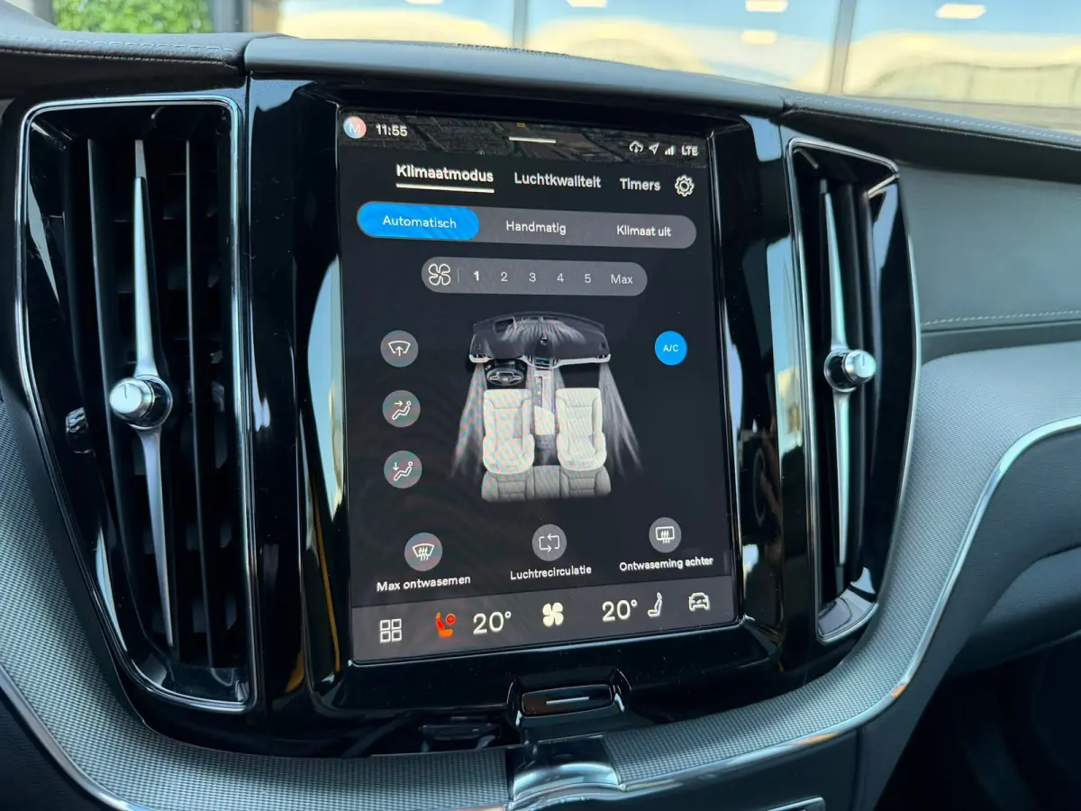 2.0 T8 Plug-in-hybrid AWD Polestar Engineered | SOH 98% | Pano | Surround View | Akebono | Öhlins | BTW