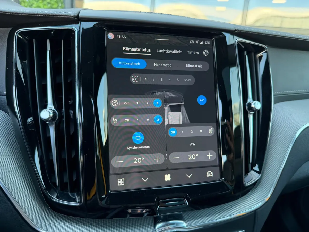 2.0 T8 Plug-in-hybrid AWD Polestar Engineered | SOH 98% | Pano | Surround View | Akebono | Öhlins | BTW